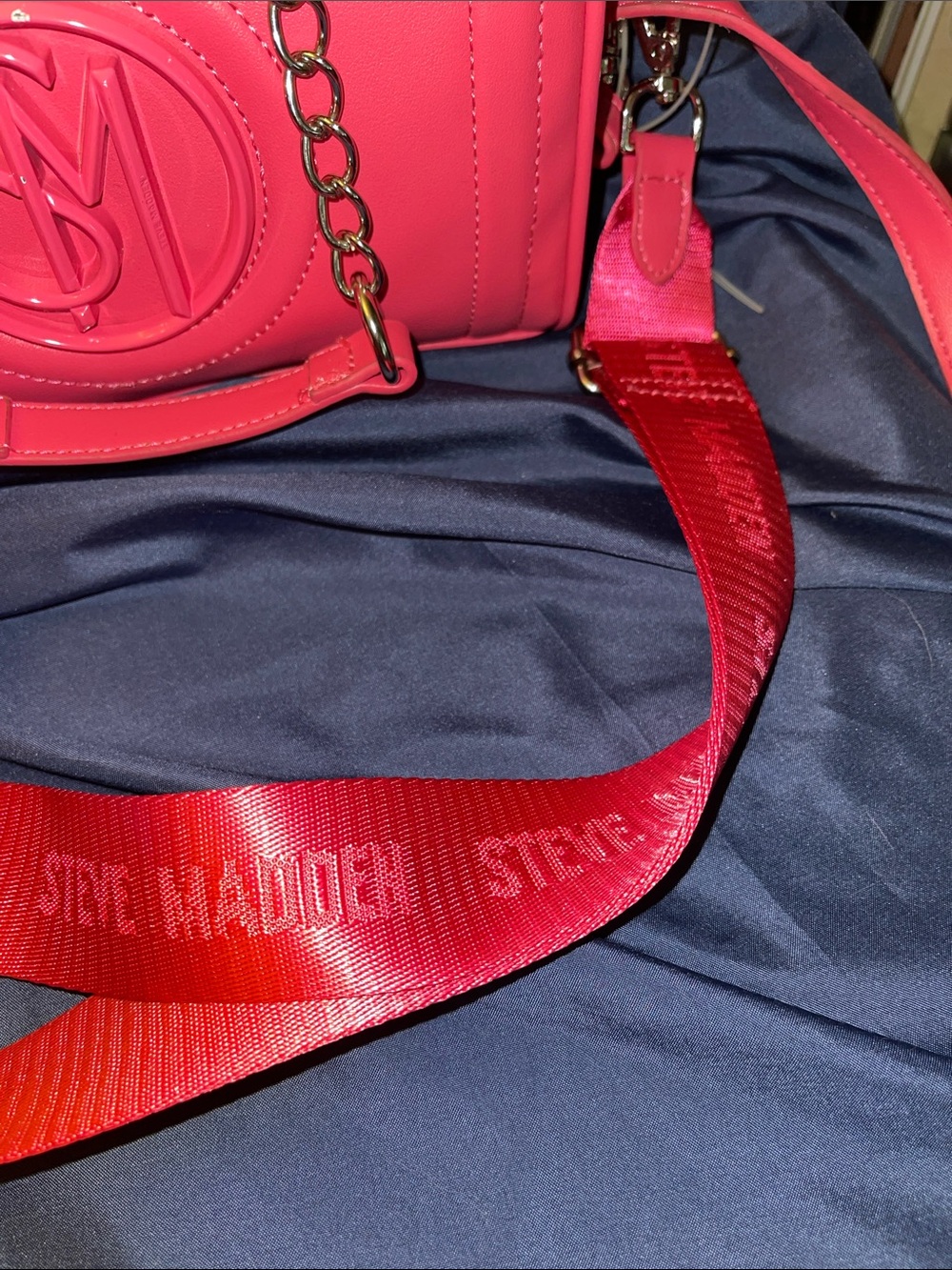 Steve Madden Bnyra in Flash Pink with Silver Hardware Crossbody Bag - Picture 3 of 9